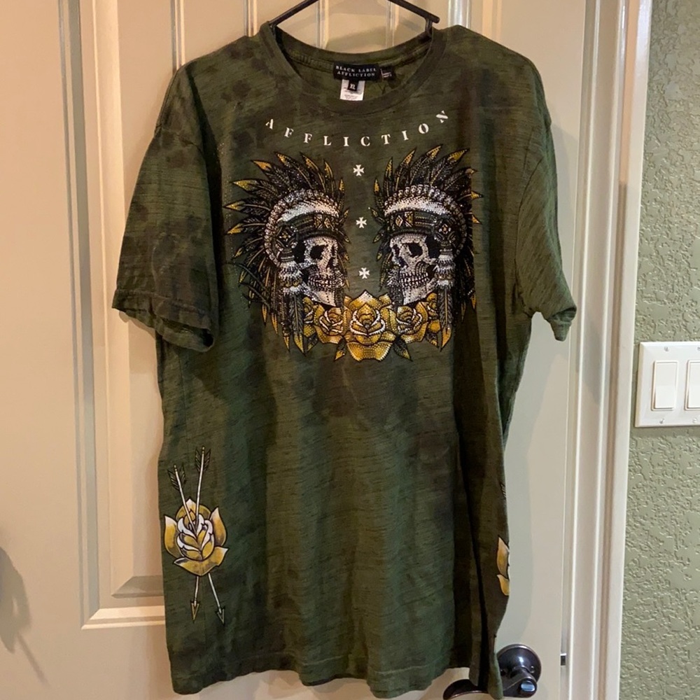 Pullover Short Sleeve Crewneck by Affliction Brand. NWT!